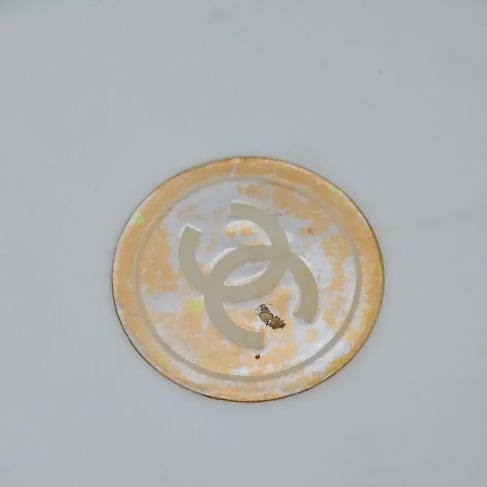 Chanel No 5 Perfumed After Bath Body Powder Puff Vintage 8 oz. 70% full Vanity